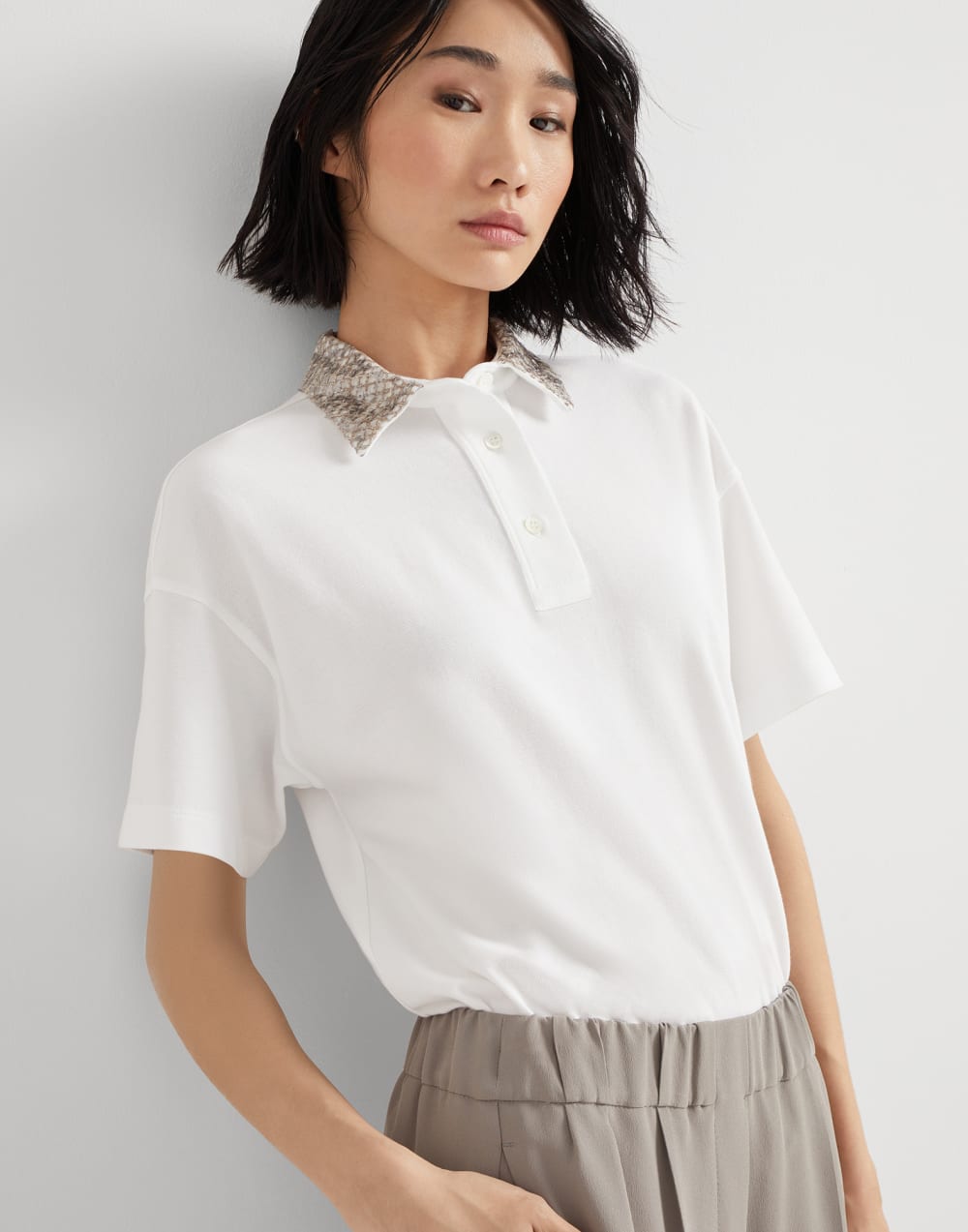 Cotton jersey polo shirt with dazzling net embroidery collar