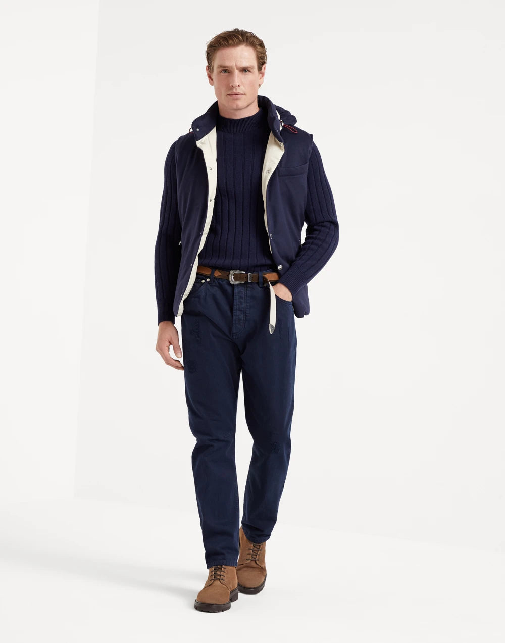 Lighweight cashmere and vicuña beaver cloth down vest with detachable hood