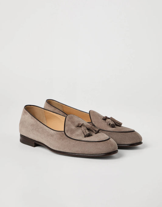 Suede Belgian loafer with tassels