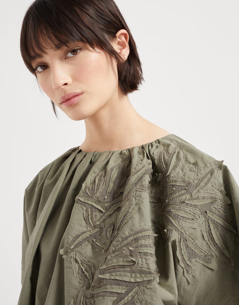 Techno cotton poplin blouse with flora appliqué