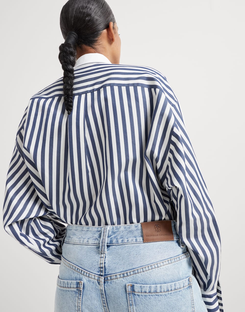 Authentic denim contemporary loose trousers with monili