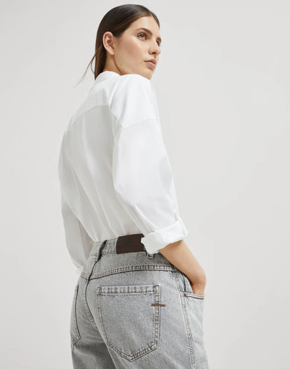 Authentic denim straight trousers with shiny bartack