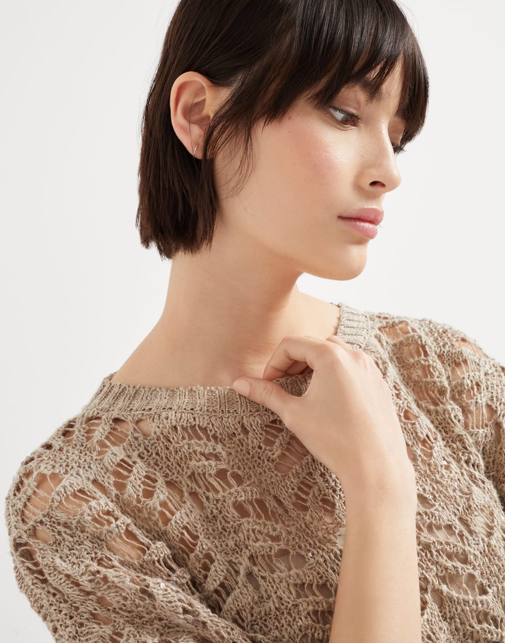 Foliage lace knit poncho in linen and silk Diamond yarn