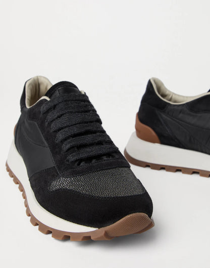 Suede and techno fabric runners with precious toe