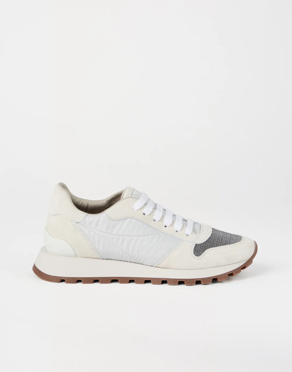 Suede and techno fabric runners with precious toe