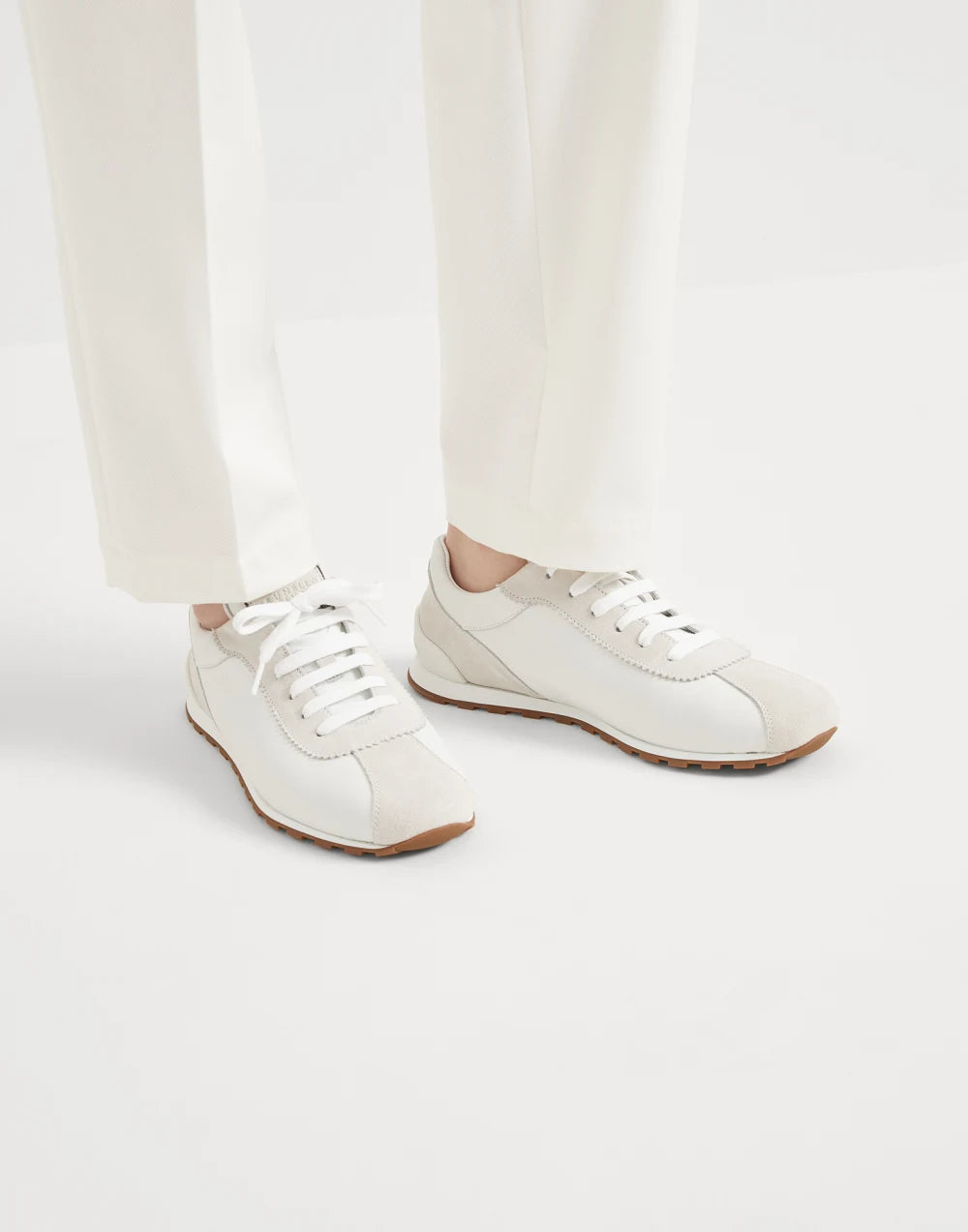 Suede and calfskin runners with monili